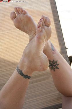 [FootFactory.com] - Raylene/Raylene Pool/raylenepool_027_l.jpg