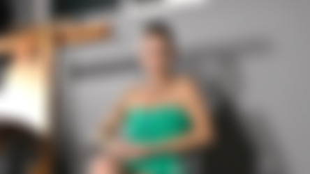 [Paintoy.com] Abigail Dupree [3]/abbyinterview.mp4