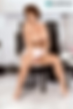 Scoreland.com SiteRip - Part #2/2008.05.24-Black Belt Bra-Buster-Fantasia/Fantasia20.jpg