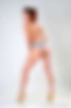 Shiny Leotards/Gallery 050 - Tanya F/050sl_066.jpg