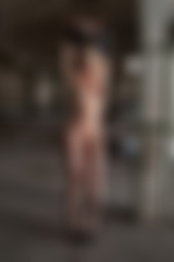 [photodromm.com] 2016-08/[photodromm.com] - 2016.08.04 - Victoria Angel - Suburbia (x50) 2000x3000/29l.jpg