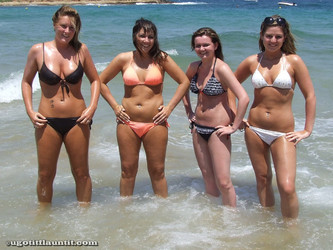 ugotitflauntit.com/08026 Vicky and Friends_1280highres/011.jpg