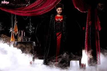 [Twistys]-2015/Twistys 2015-10/[twistys.com] - 2015.10.26 - Ariana Marie in Sexy Vampire (x110)/toty_arianamariehr072315-tw630_001.jpg