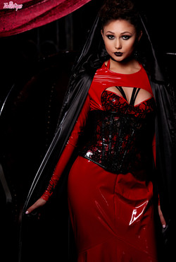 [Twistys]-2015/Twistys 2015-10/[twistys.com] - 2015.10.26 - Ariana Marie in Sexy Vampire (x110)/toty_arianamariehr072315-tw630_005.jpg