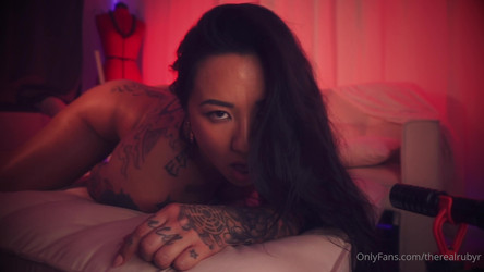 RubyRenegade ASMR spanking/screens/vlcsnap-2024-02-26-21h35m28s852.jpg
