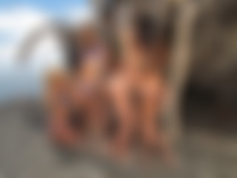 [InTheCrack] Riley Reid - All Group Picsets/694 Cherie, Lyla, Anikka & Riley/694_005.jpg