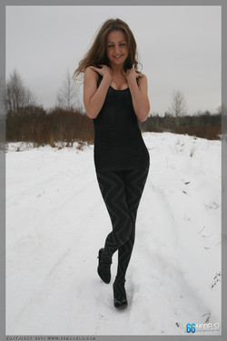 [66Models] 2010-05/2010-05-01 - Natalie - 19/020ljzM.jpg