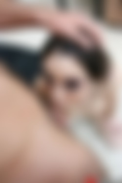 x0r/SashaGrey_Pack/Sasha Grey - 1000Facials.com(4642) - photoshoot/c4642_220_jpg.jpg