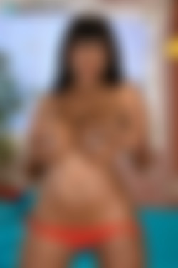 Scoreland.com SiteRip - Part #2/2008.04.16-From Bus Driver To Bust Star-Camille Morgan/CamilleMorgan053.jpg