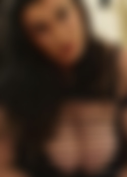 [OnlyFans.com] MissScarlett25 - Siterip/Images/521x725_e71542574396f5e4f790263a4bc85475.jpg