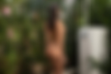 2022phdee/2022-01/[photodromm] 2022-01-30 Georgina - Plein Air Shower (x42, 3000 px)/Plein Air Shower (24).jpg