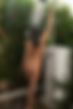 2022phdee/2022-01/[photodromm] 2022-01-30 Georgina - Plein Air Shower (x42, 3000 px)/Plein Air Shower (40).jpg