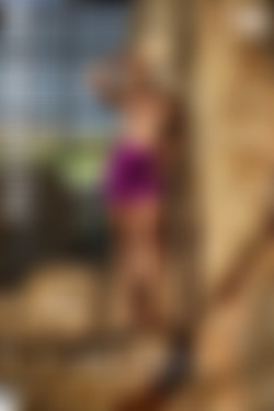 2022phdee/2021-11/[photodromm] 2021-11-06 Brenda - The Outpost (x46, 3000 px)/_cover.jpeg