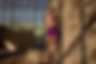 2022phdee/2021-11/[photodromm] 2021-11-06 Brenda - The Outpost (x46, 3000 px)/The Outpost (23).jpeg
