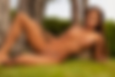 [photodromm.com] 2015-11/[photodromm.com] - 2015.11.24 - Tyrene - At The Big Tree II (x42) 2000x3000/26l.jpg