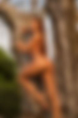 [photodromm.com] 2015-11/[photodromm.com] - 2015.11.24 - Tyrene - At The Big Tree II (x42) 2000x3000/38l.jpg