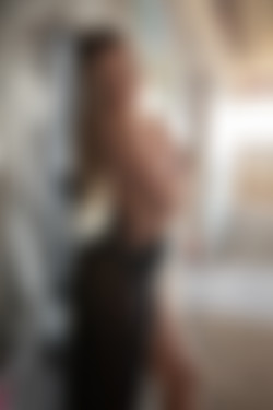 2022phdee/2022-03/[photodromm] 2022-03-10 Brenda - Reverse Graffiti (x46, 3000 px)/Reverse Graffiti (25).jpg