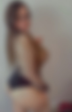 [OnlyFans.com] Anouk_DDlgxo - Site Rip/Images/Anouk-DDlgxo - 150.jpg