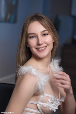 [GoddessNudes.com] - 2021.04.09 - Bobbie - Bobbie 1 (x41) 4000x6000/Goddess_Bobbie-1_Bobbie_high_0003.jpg