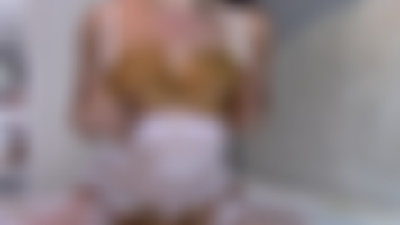 EvaMarie88/Clips/EvaMarie88 - Filthy Scat Play On My Bed.mp4