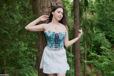 SB 2025-09/2025-09-11 Remido - Enchanted Woods/ShowyBeauty-0022.jpg