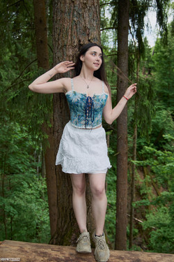 SB 2025-09/2025-09-11 Remido - Enchanted Woods/ShowyBeauty-0023.jpg