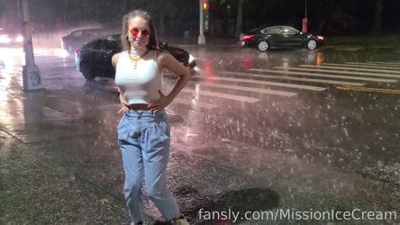 [Fansly] Mission icecream (@MissionIceCream) Vids/2021-10-12-26624-Honk_if_you_like_your_white_sh.mp4