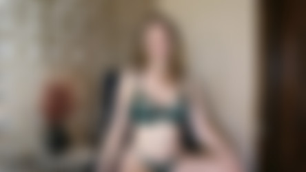ScarlettBelle/ScarlettBelle - Locked And Cucked.mp4