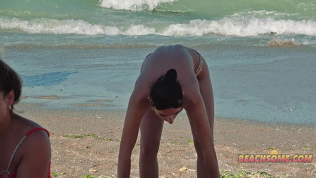 beachsome (2024)/Beach Savvy/bs_beachsome.com_9002-hd.mp4