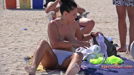 beachsome (2024)/Beach Savvy/bs_beachsome.com_9008-hd.mp4